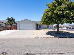 929 N R St, Lompoc, CA 93436