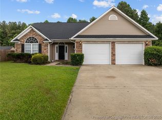 705 Fairfield Cir, Raeford, NC 28376