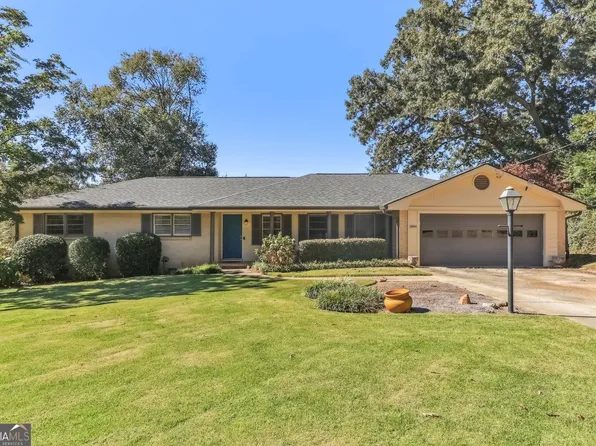 1894 Hebron Hills Dr, Tucker, GA 30084