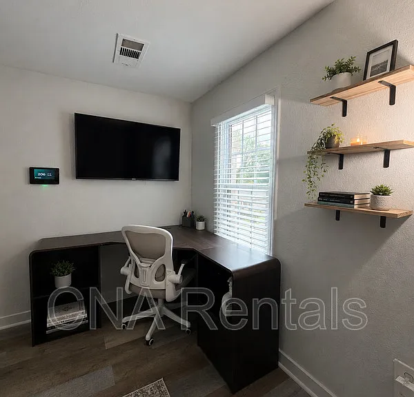 539 Paines Ave NW #1 — Photo 6
