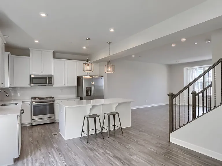 137 Moyer Hill Dr — Photo 12