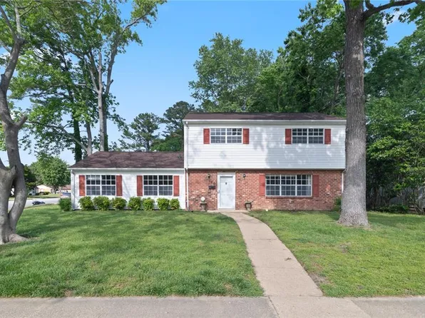 120 Commodore Dr, Hampton, VA 23669