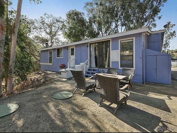 3rd image of 2925 Cordrey Dr #B