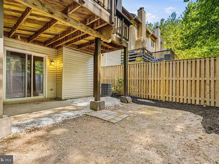 6088 Heatherwood Dr — Photo 24