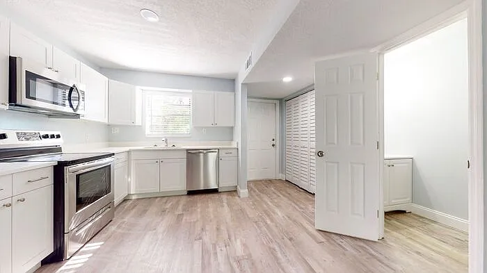 5305 North Blvd #401 — Photo 3