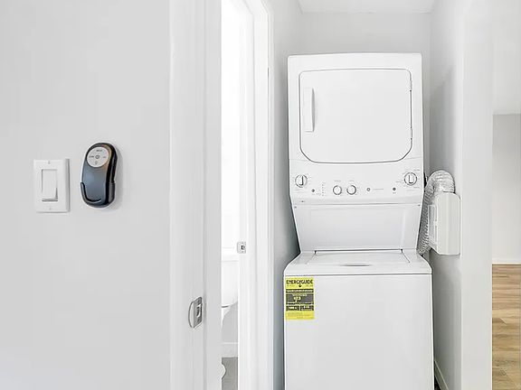 5th image of 2727 Abbot Kinney Blvd #2741-20