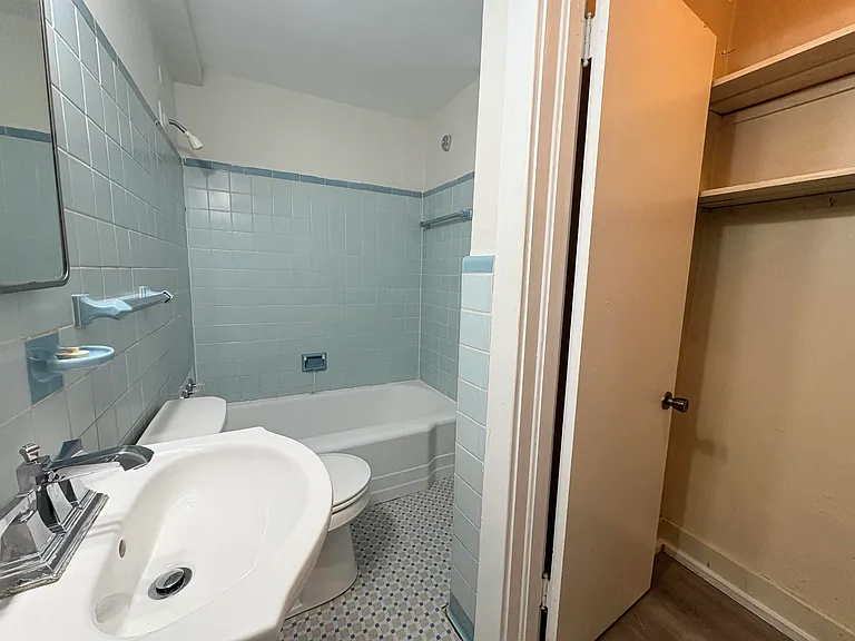 202 E Bradford Rd #2 — Photo 14