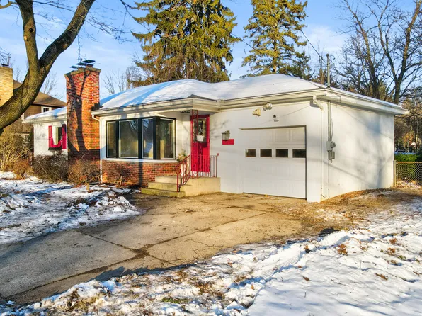 478 Fairfield Ave NW, Grand Rapids, MI 49504