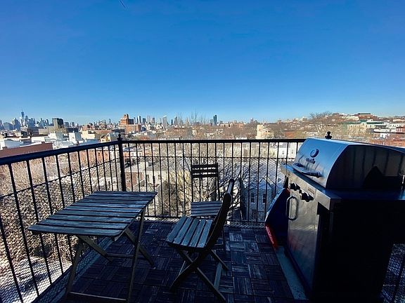 2nd image of 257 15th St Penthouse B