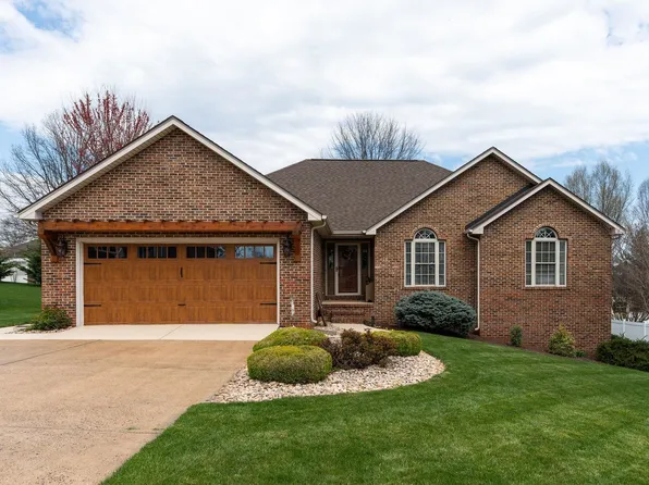 210 Northview Dr, Dayton, VA 22821