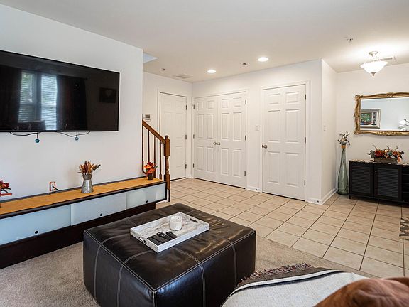 4th image of 1713 Fernwood Dr