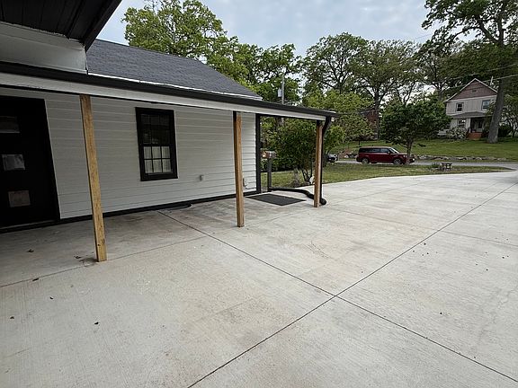 2nd image of 2819 36th St
