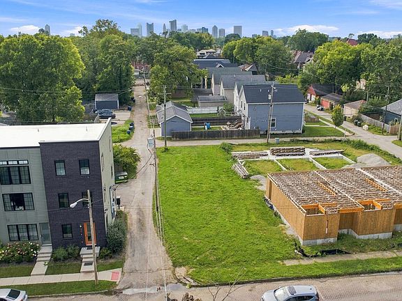 4th image of 341 Loeffler Ave