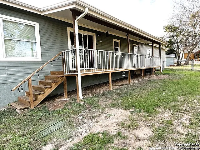 212 Thornton Ln — Photo 29