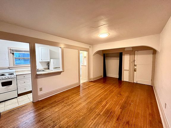 3rd image of 1312 Mill St #6