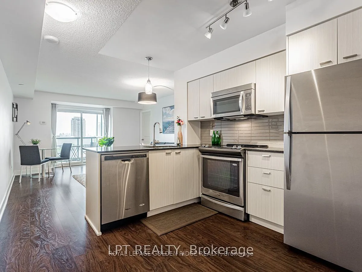 1 bed, $2,300 — Photo 4