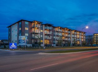 155 Peguis St #415, Winnipeg, MB R3W0M8