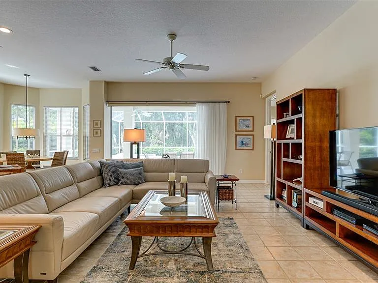 6920 Lennox Pl — Photo 6