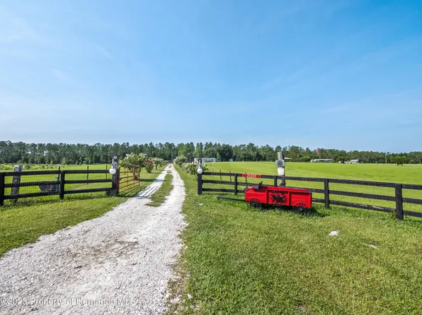 26202 Atlantis Ln, Brooksville, FL 34601