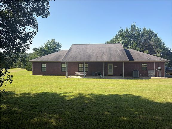 4th image of 1070 County Road 3348