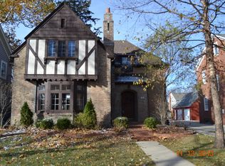 165 Le Grande Blvd, Aurora, IL 60506