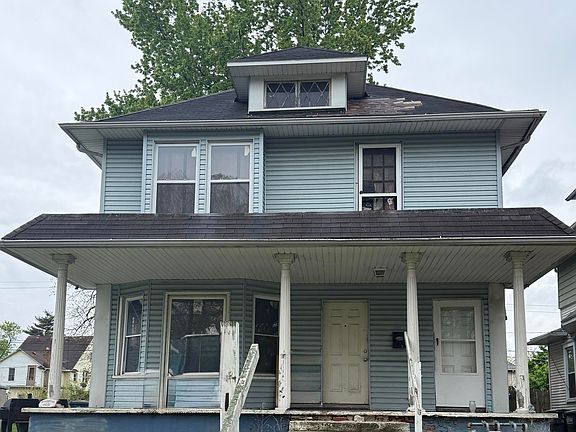 3rd image of 1115 Lincoln Ave