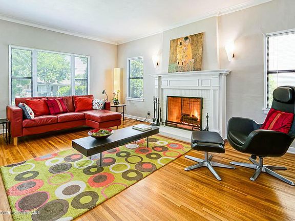 3rd image of 1507 N Roosevelt Ave