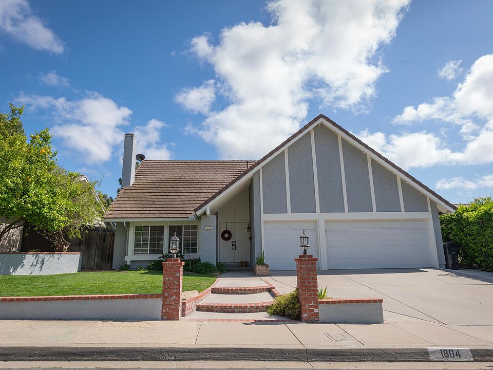1st image of 1804 Sweet Briar Pl