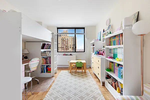 Rented by Douglas Elliman | media 22