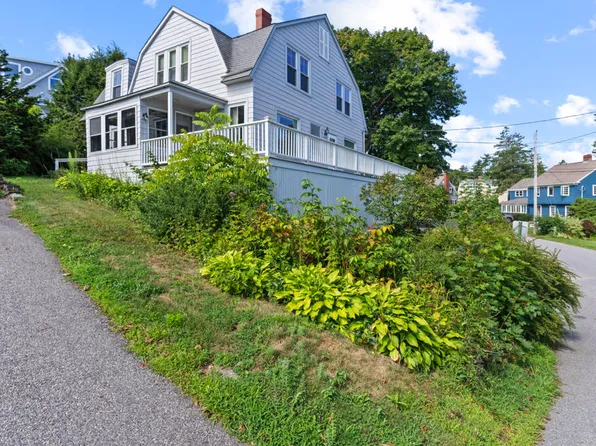 16 Glen Avenue, Cape Elizabeth, ME 04107