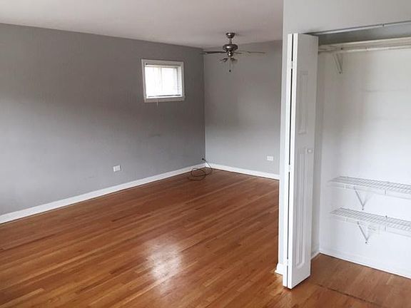 4th image of 2800 N 73rd Ct