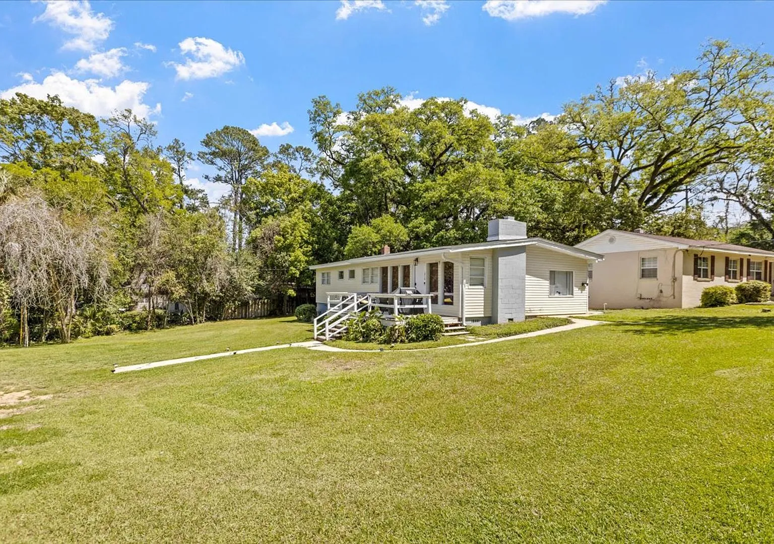 4 Bedroom House Minutes from FSU for August 2027!! — Photo 3