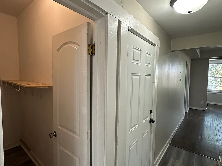 2126 S Harding Ave #2 — Photo 4
