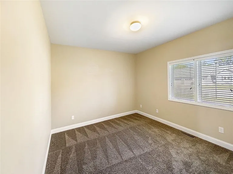 414 2nd Ave SW — Photo 16
