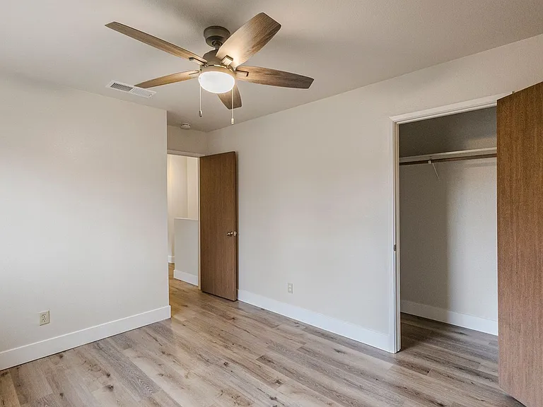 406 Nord Ave — Photo 22