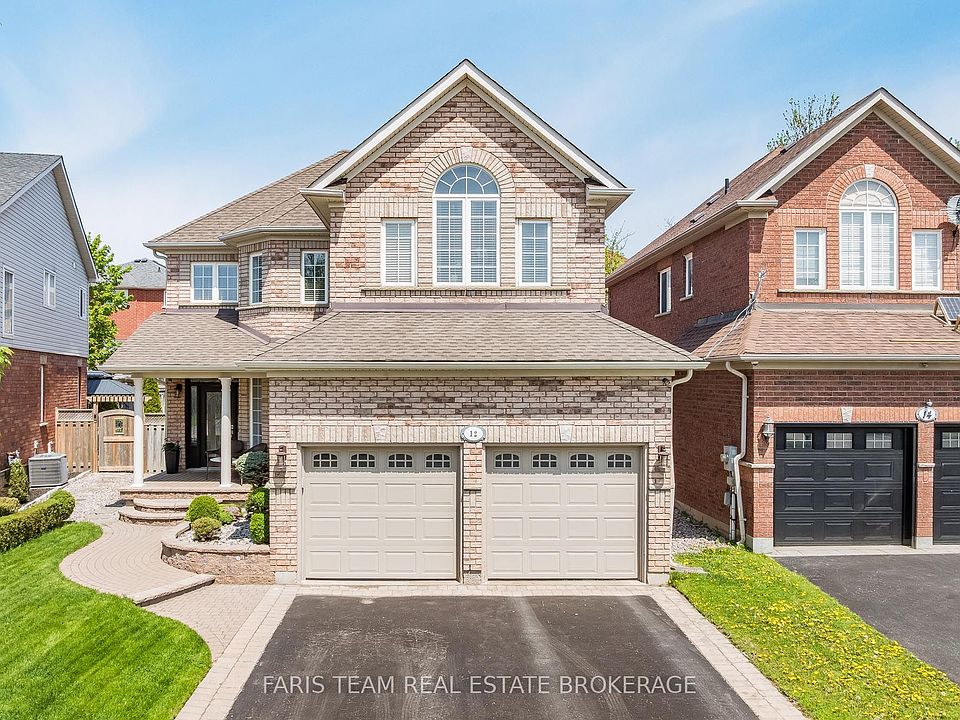 1st image of 12 Kensington Trl
