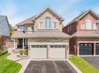 12 Kensington Trl, Barrie, ON L4N 0K5