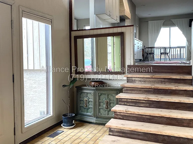 2168 Wildwood Dr — Photo 4