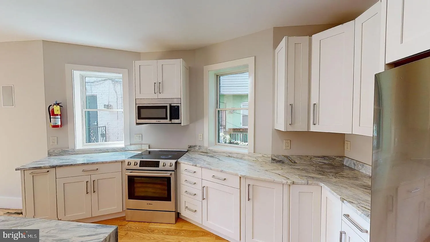 2827 Sherman Ave NW — Photo 3