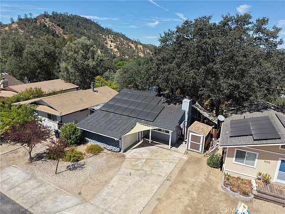 2nd image of 5013 Bluebird Ln