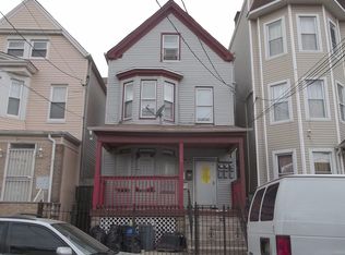300 N 5th St, Newark, NJ 07107