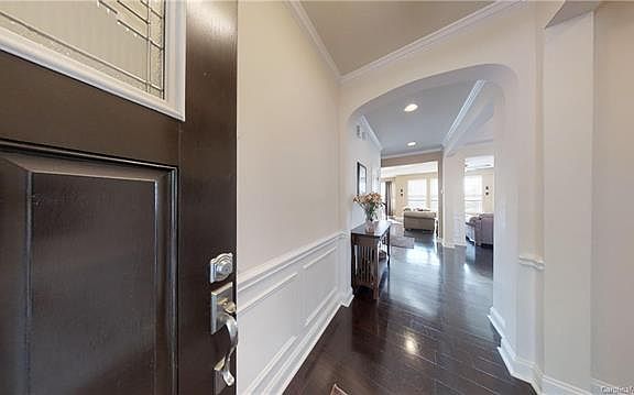 4th image of 115 Rainberry Dr