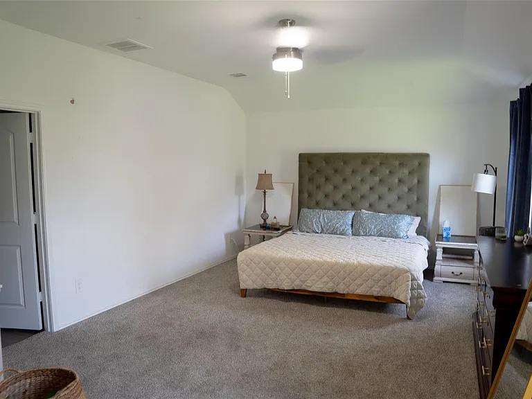 1008 Llano Trl — Photo 7