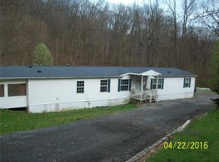 110 Kelly Rd, Butler, PA 16001