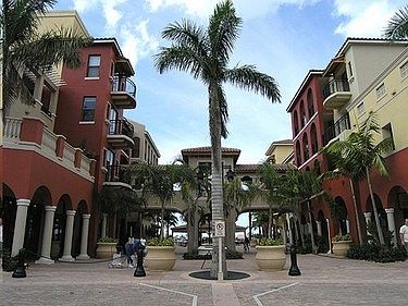 Main Esplanade Walkway      
