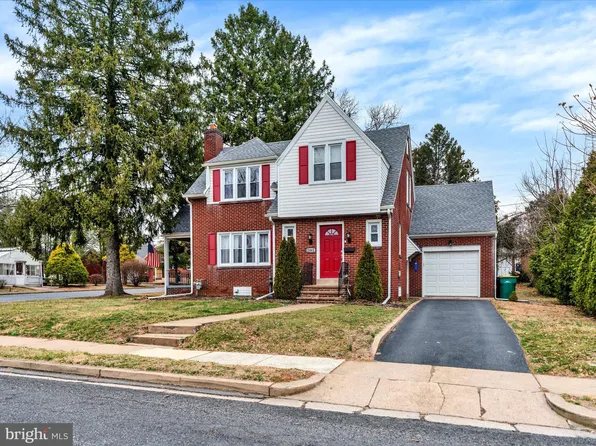 2461 Garfield Ave, Reading, PA 19609