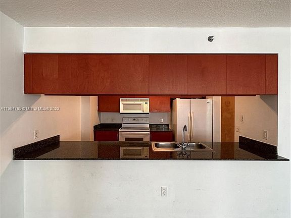 2nd image of 1200 Brickell Bay Dr APT 3804