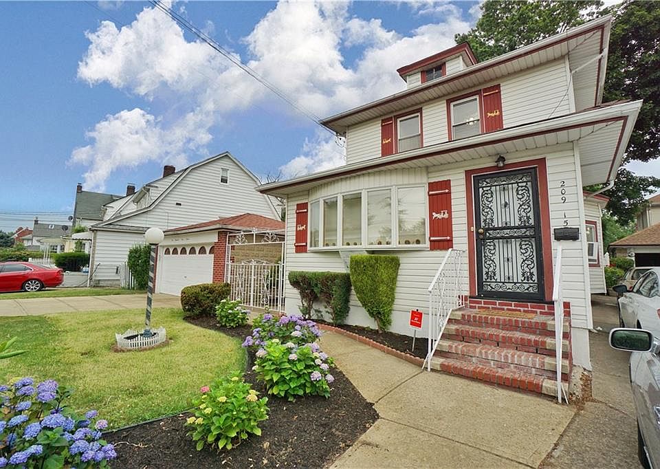 1st image of 20915 Hollis Ave