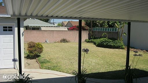 4th image of 4340 Deland Ave