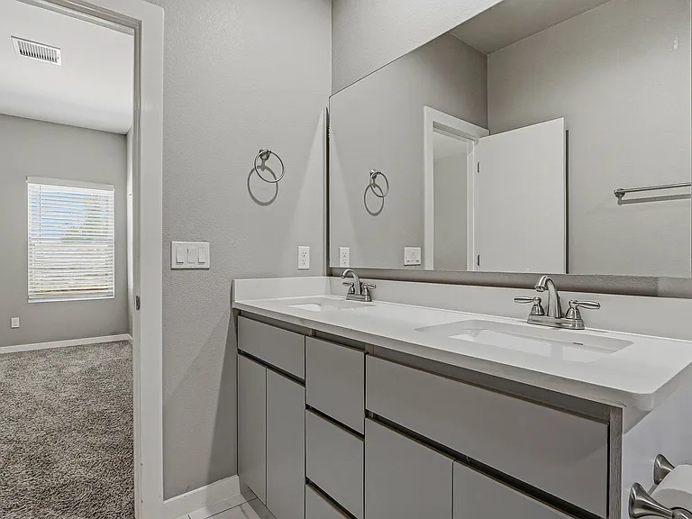 125 Via Rojas Dr — Photo 33